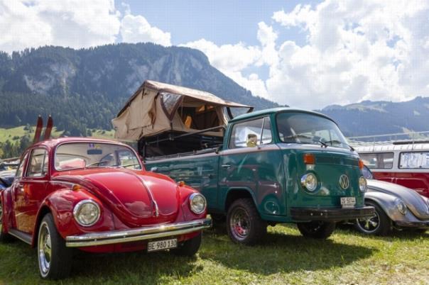 Treffen in ganz Europa und in der Schweiz begeistern Fans, Familie und Freunde der luftgekühlten Volkswagen